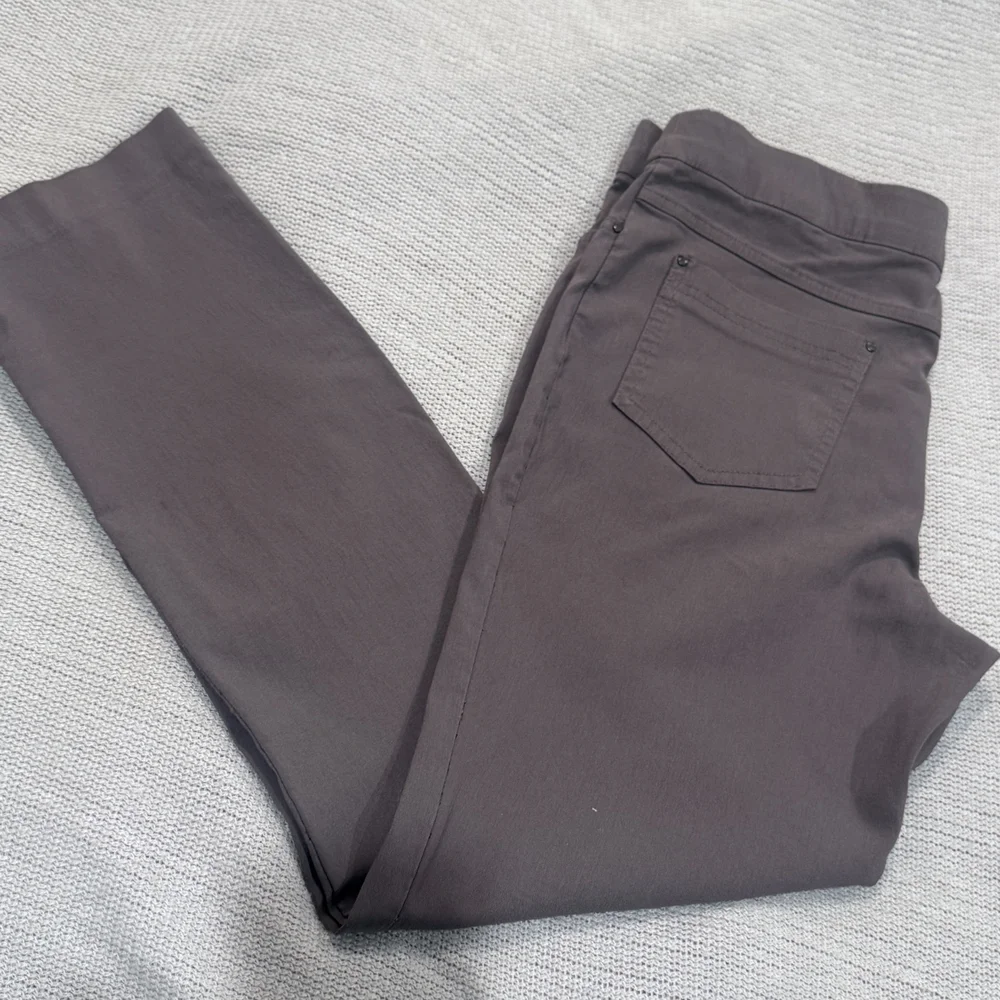 89th & Madison Brown Pants - Picture 4 of 5